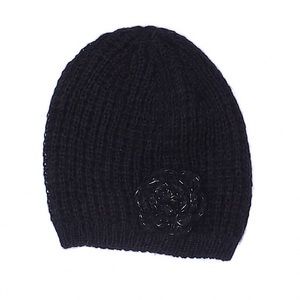 Women’s Black Knit Beanie with Flower